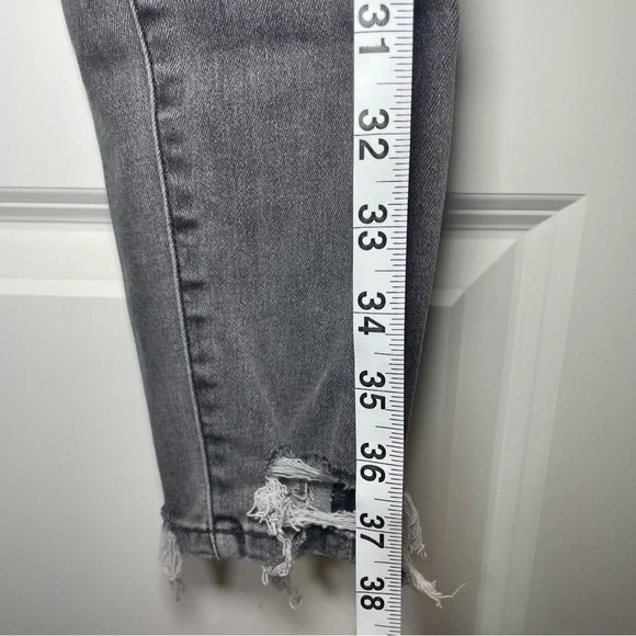 American Eagle Outfitters Grey Distressed High-Rise Skinny Jeans - Women - Picture 11 of 16